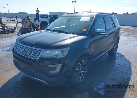 2016 Ford Explorer Platinum z USA, uszkodzony, nr VIN 1FM5K8HT5GGD03169